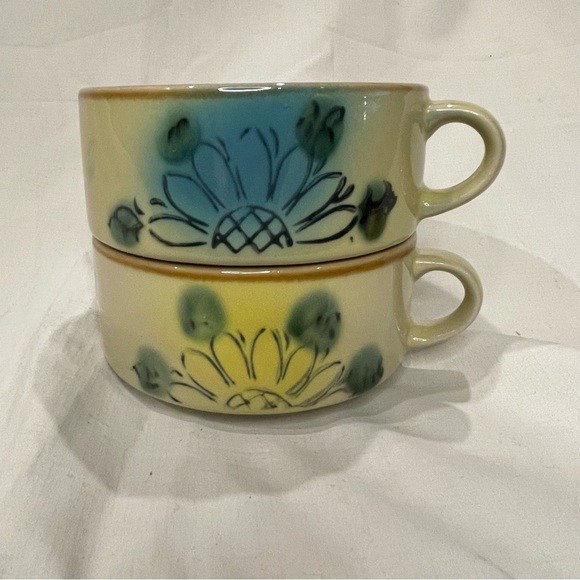 two 1970's Vintage Sunflower Soup Mug Chili Bowls Stoneware - Picture 3 of 12